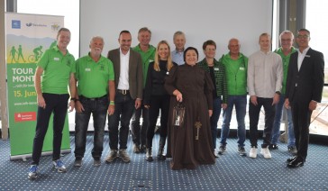 Gruppenbild bei der Pressekonferenz